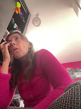 Lwhite1 online show from 09.18.25