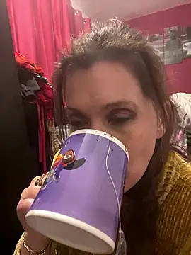 Lwhite1 online show from 01.07.26