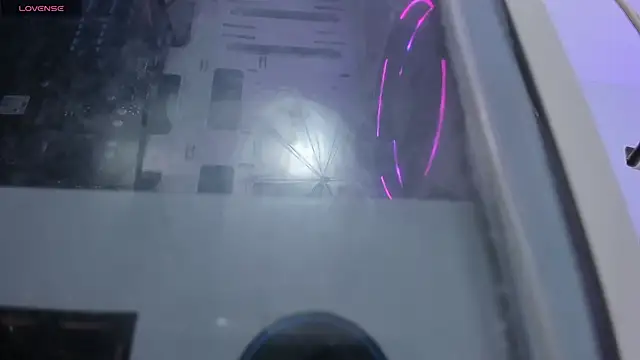 Snapshot of evelyn_23 chatting on 10.03.25 evelyn 23 online show from 10.03.25