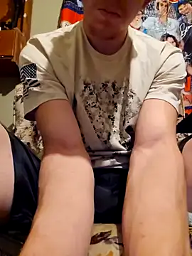 Snapshot of REDHAMMER_ chatting on 01.09.25 REDHAMMER  online show from 01.09.25