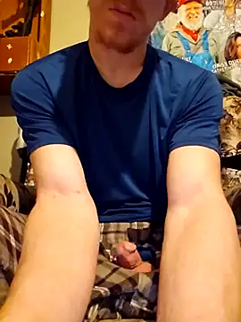 Snapshot of REDHAMMER_ chatting on 02.23.25 REDHAMMER  online show from 02.23.25