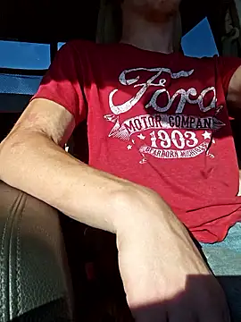 Snapshot of REDHAMMER_ chatting on 10.14.25 REDHAMMER  online show from 10.14.25