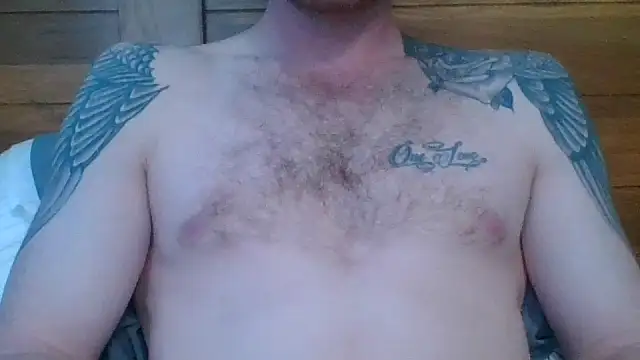 Snapshot of Theo-rose10 chatting on 10.05.25 Theo-rose10 online show from 10.05.25