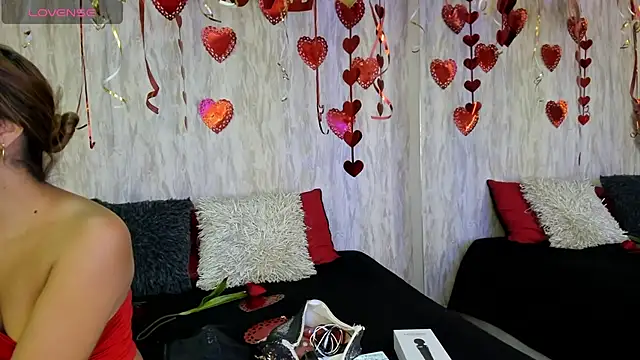 emily parkerr online show from 02.12.25