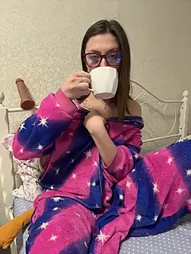 BeatriceTender online show from 02.18.26