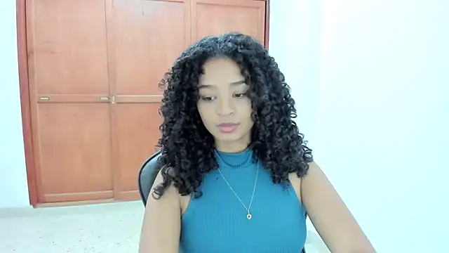 Snapshot of avellanatammy chatting on 12.10.24 avellanatammy online show from 12.10.24