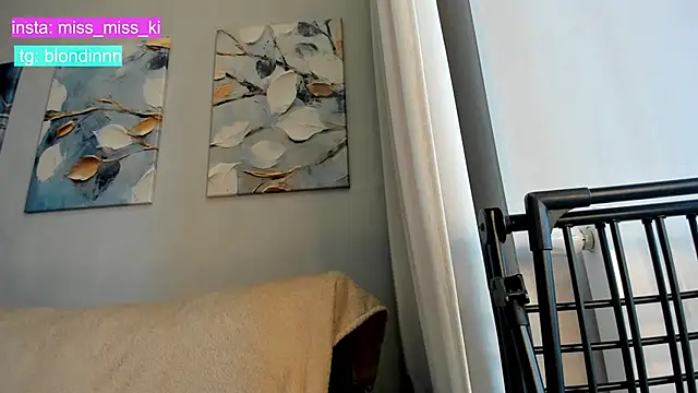 Snapshot of Patricia_bloom chatting on 03.22.25 Patricia bloom online show from 03.22.25