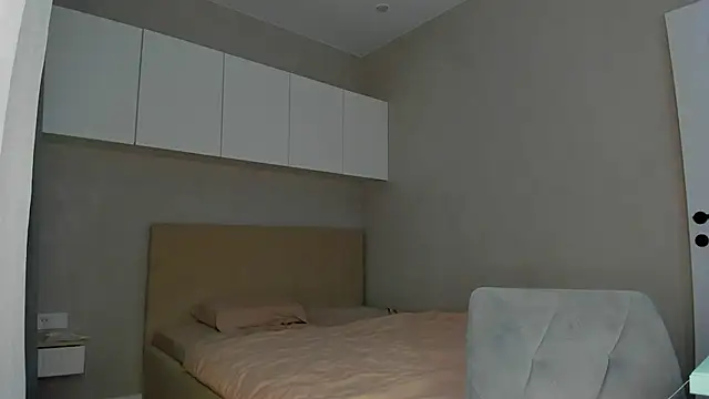 Patricia bloom online show from 10.18.25