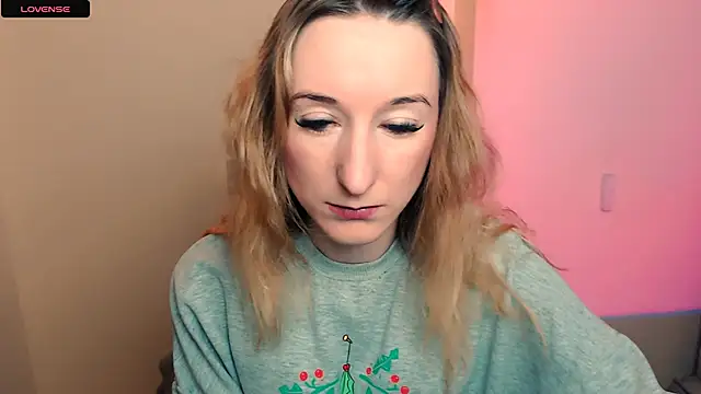 Snapshot of AmandaSell chatting on 11.01.25 AmandaSell online show from 11.01.25