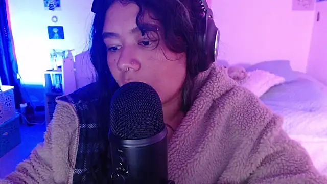 StephaniFox online show from 12.13.24