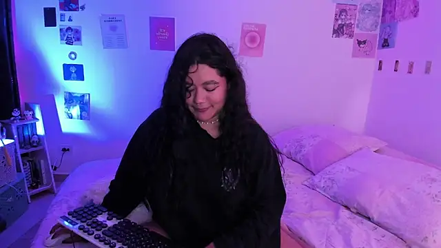 StephaniFox online show from 12.20.24
