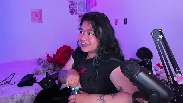 StephaniFox online show from 12.24.24