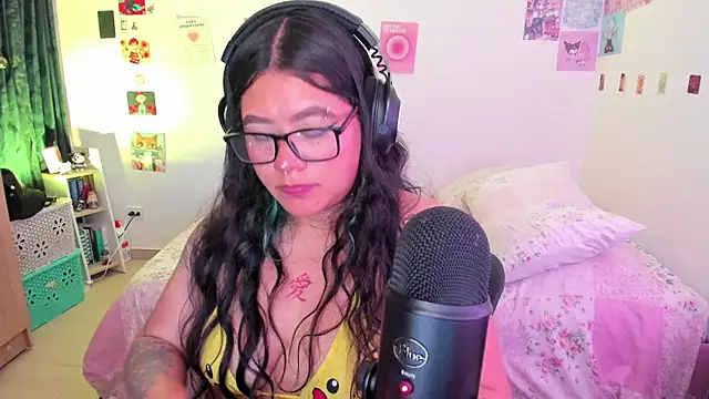 StephaniFox online show from 12.26.24