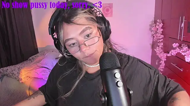 StephaniFox online show from 09.19.25