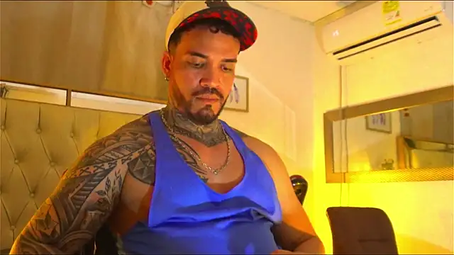 Angel sex latin online show from 12.25.24