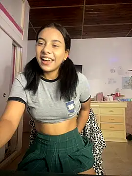 hannaxnatx online show from 10.25.25