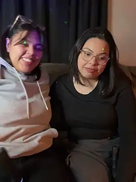 miacanela xo online show from 11.26.25