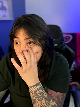 miacanela xo online show from 12.22.25