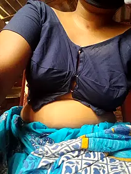 Snapshot of HotSexyBoudi chatting on 02.01.25 HotSexyBoudi online show from 02.01.25