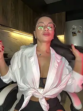 Melisa Ester online show from 10.16.25