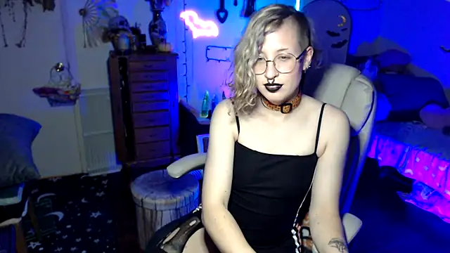 Snapshot of Bigbearnbunnyboy chatting on 03.10.26 Bigbearnbunnyboy online show from 03.10.26