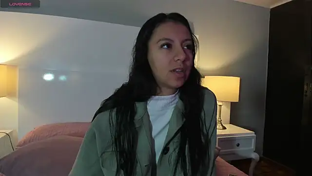 Tamaraakins online show from 12.18.25