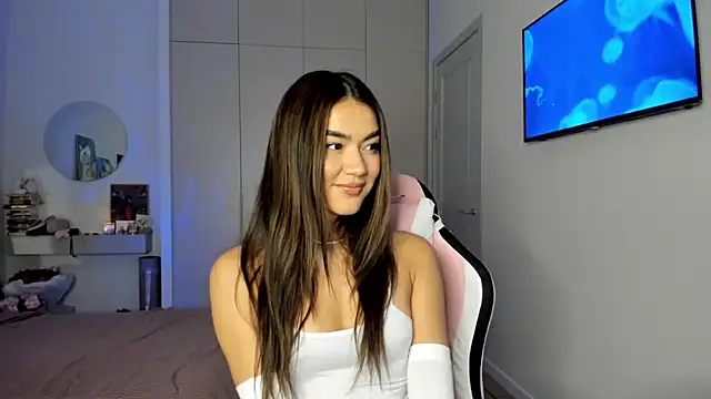 Shineel online show from 02.17.26