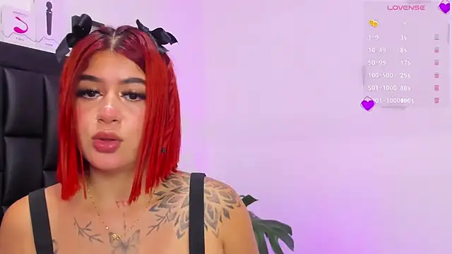 SoofiRosse online show from 01.11.25