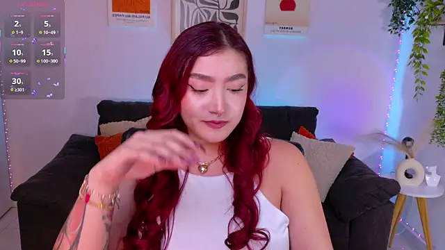Snapshot of ViolettCastel chatting on 07.16.26 ViolettCastel online show from 07.16.26