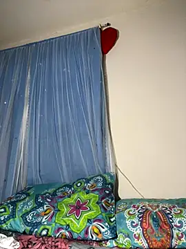 Snapshot of Kimmymadison- chatting on 10.16.25 Kimmymadison- online show from 10.16.25