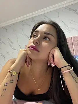 Kimmymadison- online show from 04.12.26