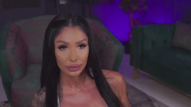 RaquelleVon online show from 12.09.24