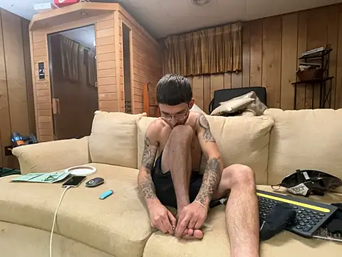 Snapshot of hungkubenski chatting on 11.01.25 hungkubenski online show from 11.01.25