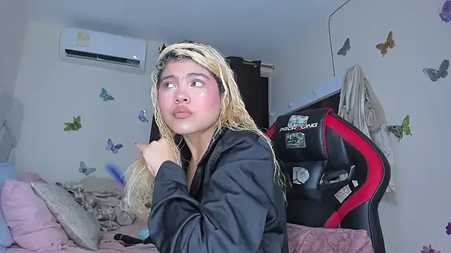 sofiacastillo01 online show from 09.22.25