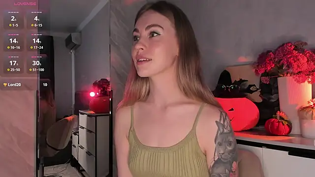 LoveGameSexx online show from 10.16.25
