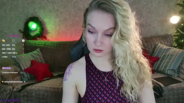 Snapshot of VerdgyMiller chatting on 12.17.24 VerdgyMiller online show from 12.17.24