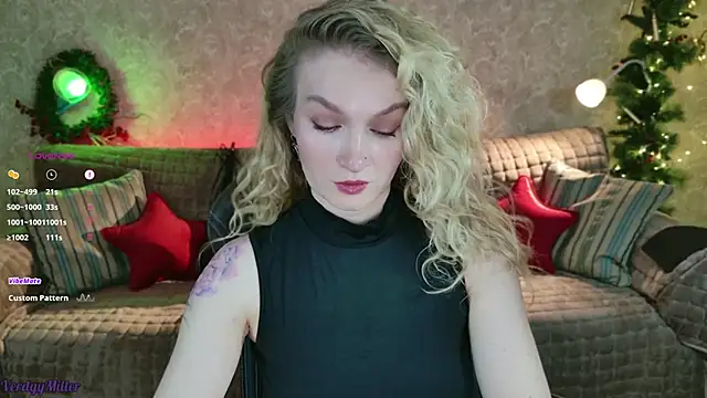 Snapshot of VerdgyMiller chatting on 12.22.24 VerdgyMiller online show from 12.22.24