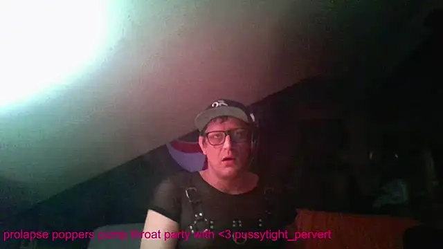Snapshot of Bigthroaterboy chatting on 12.05.24 Bigthroaterboy online show from 12.05.24