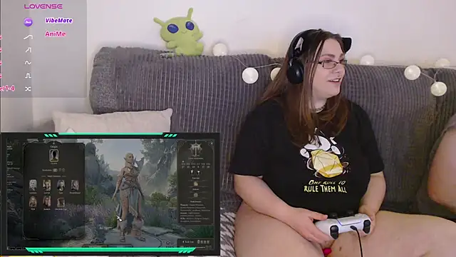 Colins Pink Room online show from 12.19.24