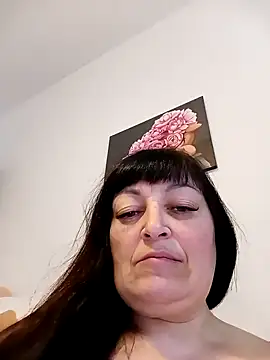 Snapshot of Women-pleasures chatting on 12.14.24 Women-pleasures online show from 12.14.24
