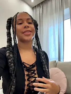 HaileyDiana online show from 12.18.25