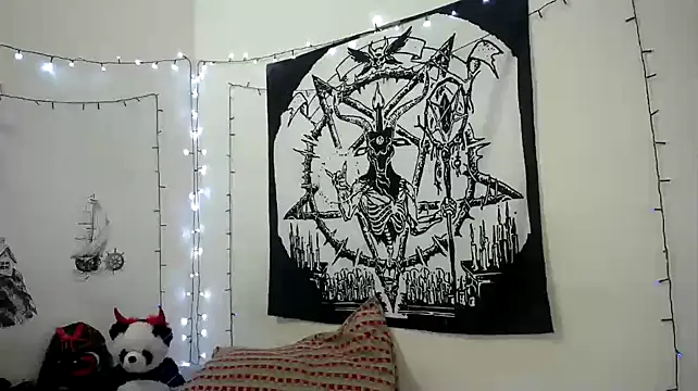 lili peach online show from 01.11.25