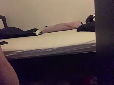 KendrickJiz online show from 03.08.25