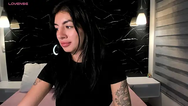 ANTONELLA  ROUSE  online show from 12.07.24