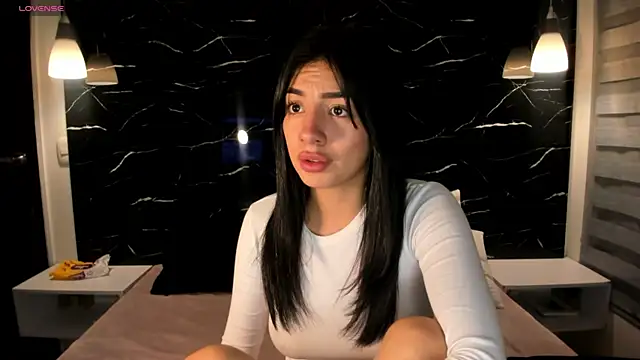 ANTONELLA  ROUSE  online show from 12.27.24