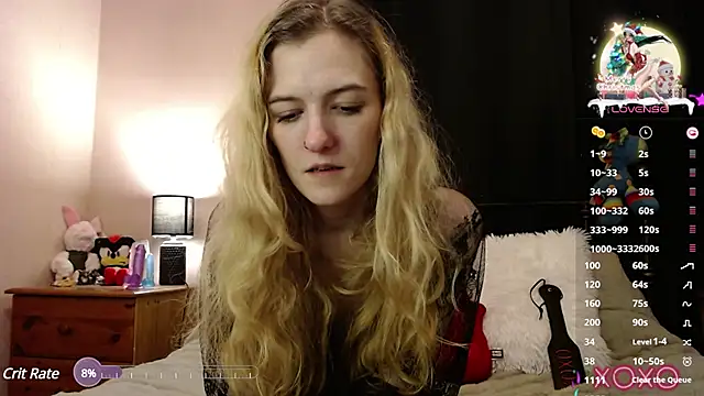 Snapshot of EllieeRose chatting on 12.21.24 EllieeRose online show from 12.21.24