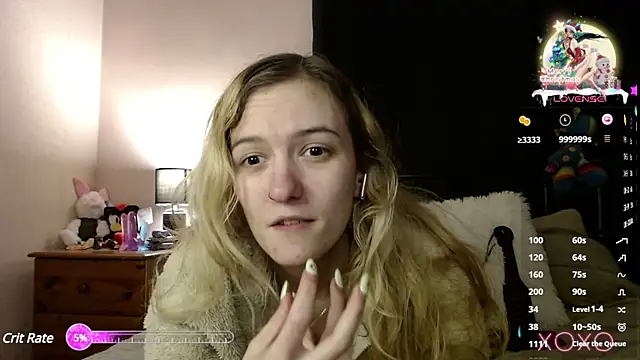Snapshot of EllieeRose chatting on 01.11.25 EllieeRose online show from 01.11.25