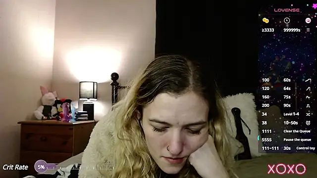 Snapshot of EllieeRose chatting on 02.23.25 EllieeRose online show from 02.23.25