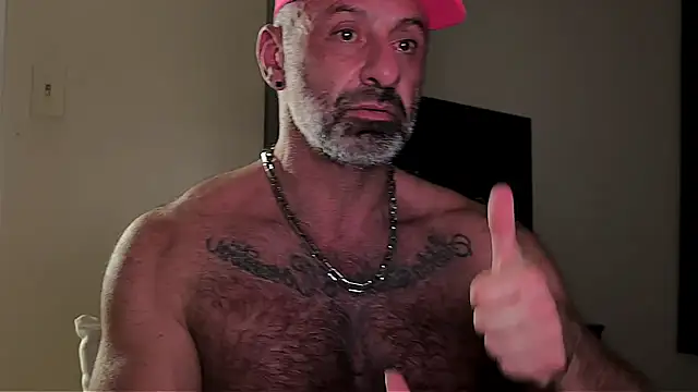 Snapshot of DaddySnowXX chatting on 12.25.24 DaddySnowXX online show from 12.25.24