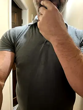 Snapshot of DaddySnowXX chatting on 11.02.25 DaddySnowXX online show from 11.02.25